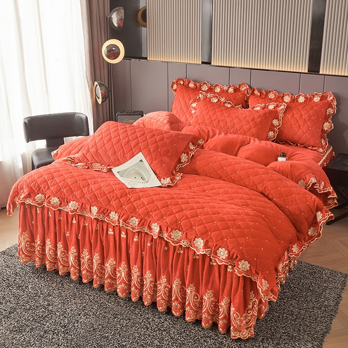 91家纺网 家纺一手货源 找家纺 （总）罗艺轩 2025新款婴儿绒加厚保暖床裙式三件套-心语