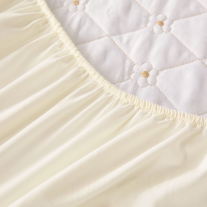 91家纺网 家纺一手货源 找家纺 （总）罗艺轩 2025新款婴儿绒加厚保暖床裙式三件套-心语