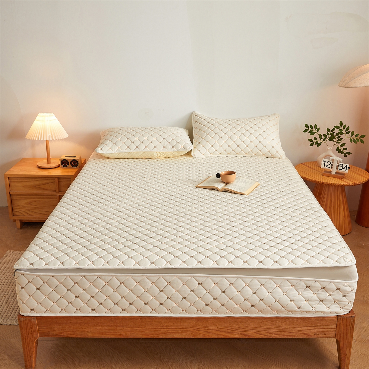 91家纺网 家纺一手货源 找家纺 （总）伊人坊 2025新款A类全棉水洗棉六面全包夹棉床笠床垫保护套拉链床笠