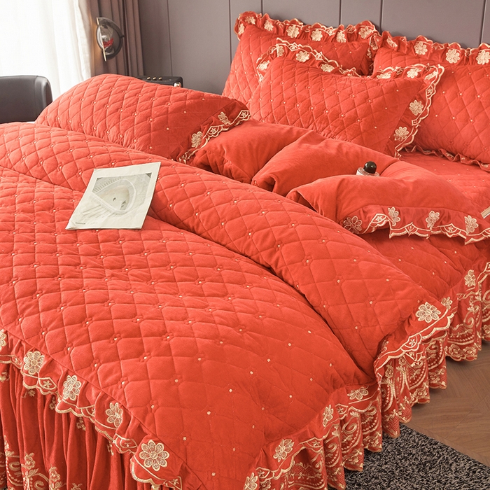 91家纺网 家纺一手货源 找家纺 罗艺轩 2025新款婴儿绒加厚保暖床裙式三件套-心语 心语-艾玛橙