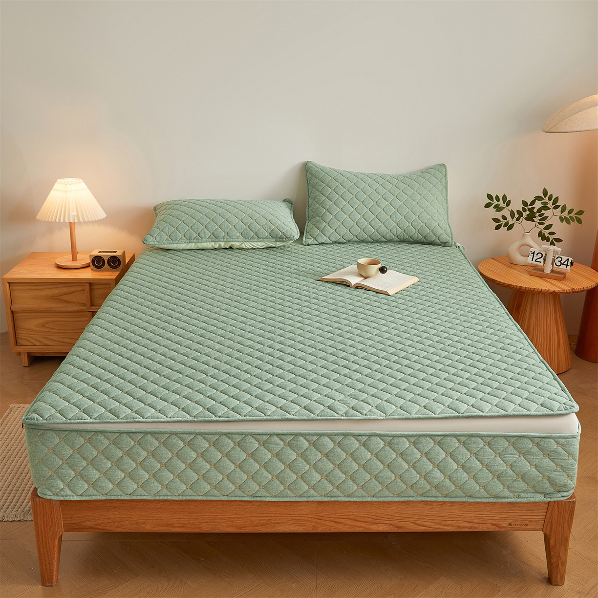 91家纺网 家纺一手货源 找家纺 伊人坊 2025新款A类全棉水洗棉六面全包夹棉床笠床垫保护套拉链床笠 青果绿