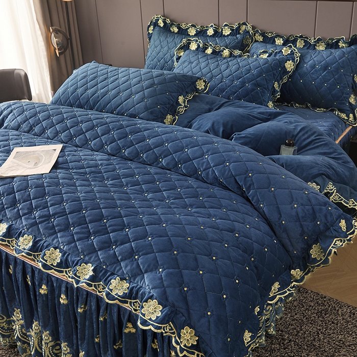 91家纺网 家纺一手货源 找家纺 罗艺轩 2025新款婴儿绒加厚保暖床裙式三件套-心语 心语-宝蓝