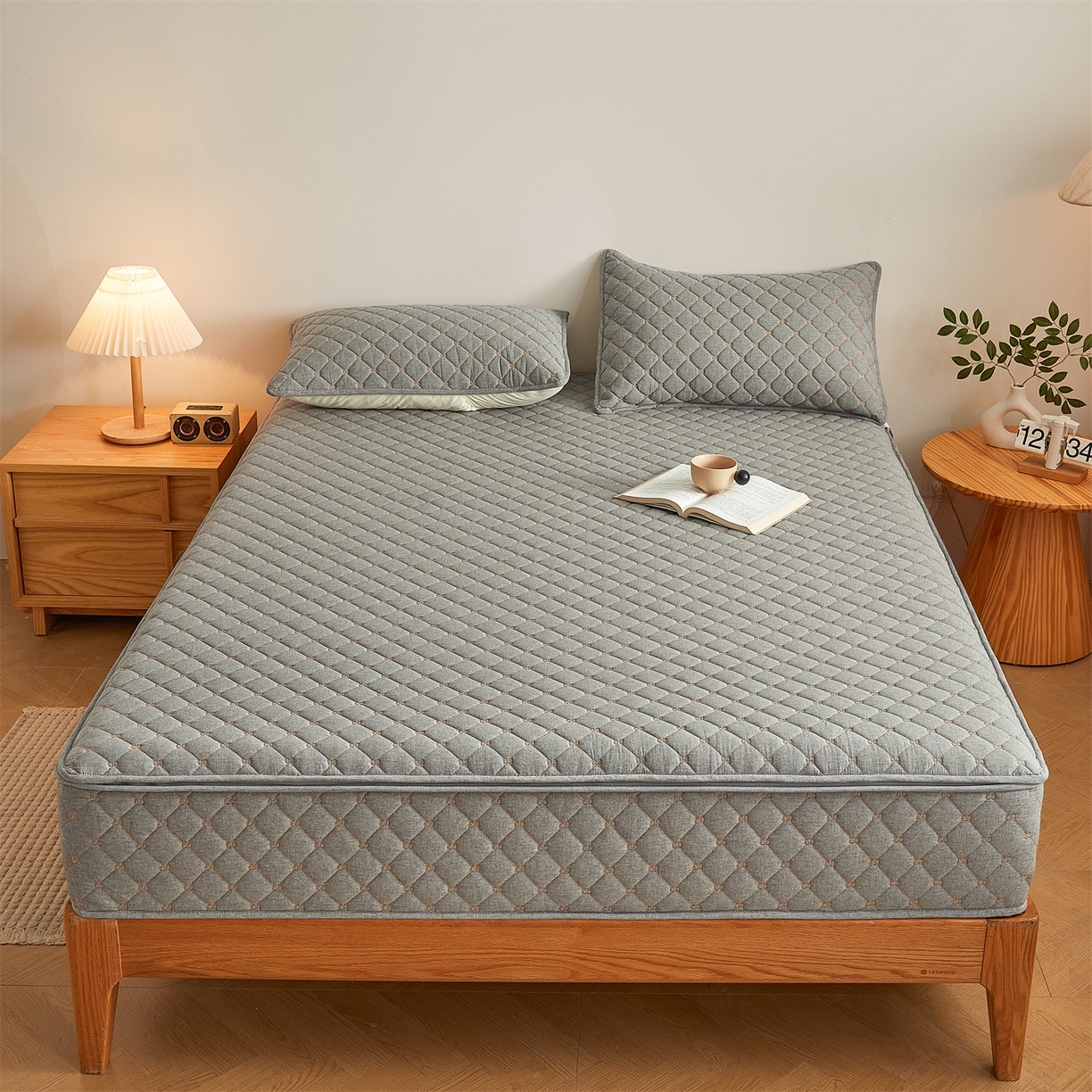 91家纺网 家纺一手货源 找家纺 伊人坊 2025新款A类全棉水洗棉六面全包夹棉床笠床垫保护套拉链床笠 时尚灰