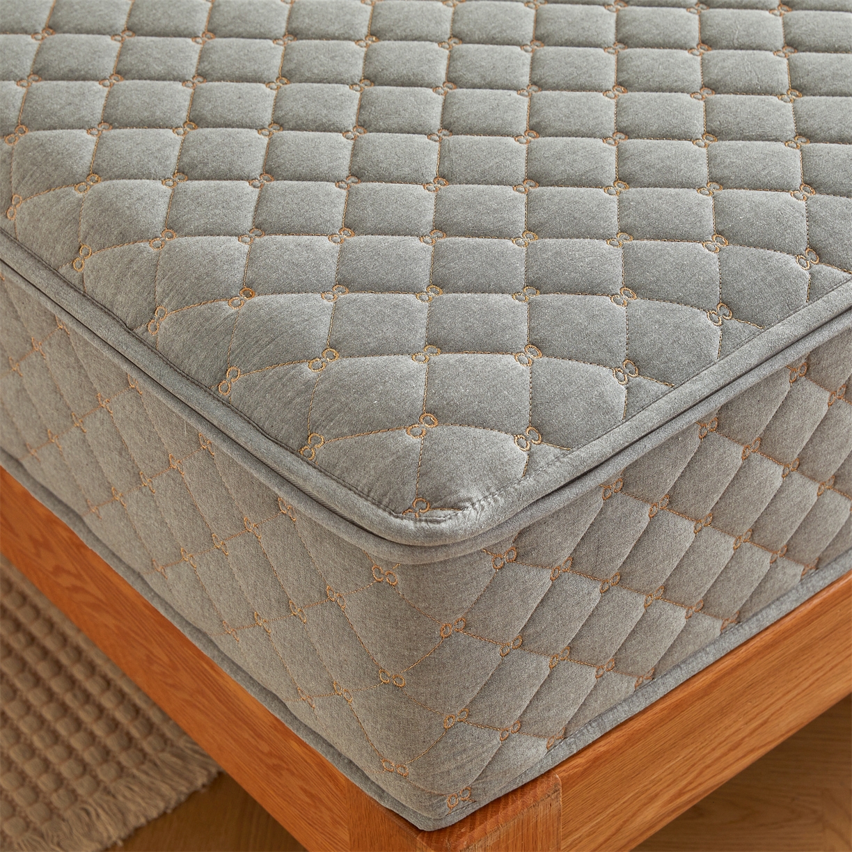 91家纺网 家纺一手货源 找家纺 伊人坊 2025新款A类全棉水洗棉六面全包夹棉床笠床垫保护套拉链床笠 时尚灰