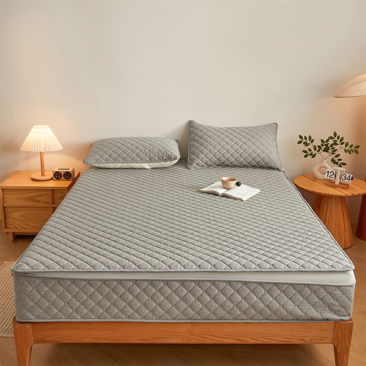 91家纺网 家纺一手货源 找家纺 伊人坊 2025新款A类全棉水洗棉六面全包夹棉床笠床垫保护套拉链床笠 时尚灰