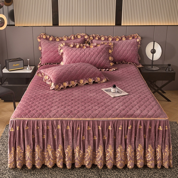 91家纺网 家纺一手货源 找家纺 罗艺轩 2025新款婴儿绒加厚保暖床裙式三件套-心语 心语-豆沙