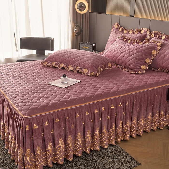 91家纺网 家纺一手货源 找家纺 罗艺轩 2025新款婴儿绒加厚保暖床裙式三件套-心语 心语-豆沙