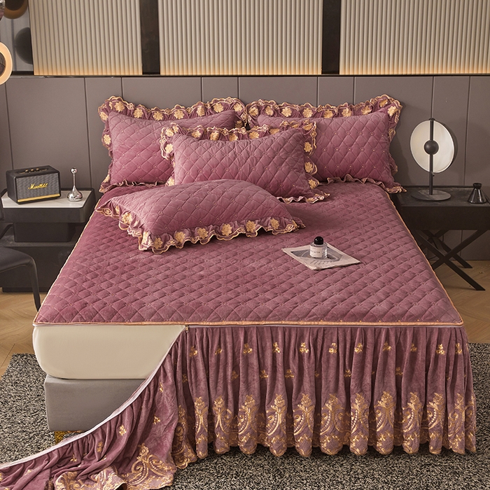 91家纺网 家纺一手货源 找家纺 罗艺轩 2025新款婴儿绒加厚保暖床裙式三件套-心语 心语-豆沙