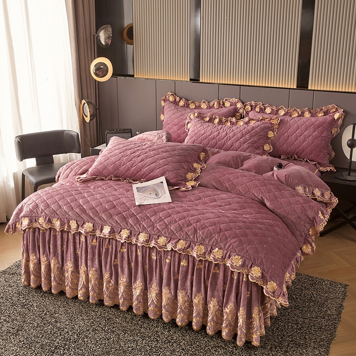 91家纺网 家纺一手货源 找家纺 罗艺轩 2025新款婴儿绒加厚保暖床裙式三件套-心语 心语-豆沙