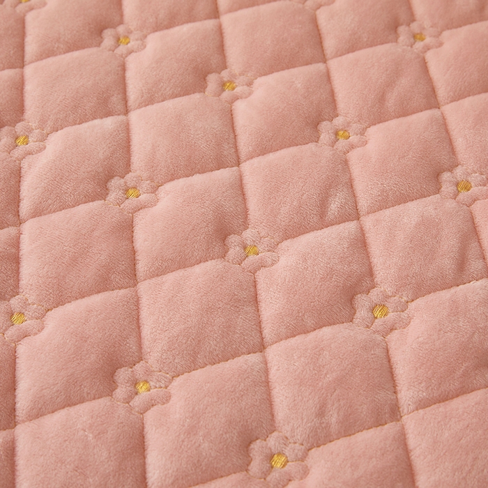 91家纺网 家纺一手货源 找家纺 罗艺轩 2025新款婴儿绒加厚保暖床裙式三件套-心语 心语-梦幻玉