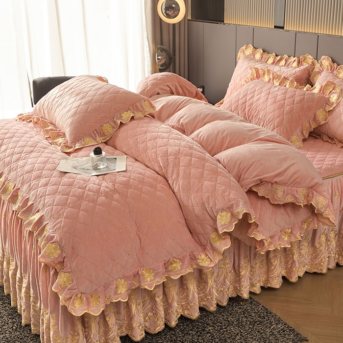 91家纺网 家纺一手货源 找家纺 罗艺轩 2025新款婴儿绒加厚保暖床裙式三件套-心语 心语-梦幻玉