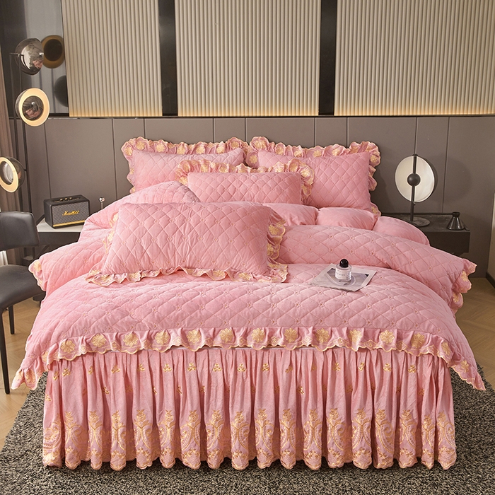 91家纺网 家纺一手货源 找家纺 罗艺轩 2025新款婴儿绒加厚保暖床裙式三件套-心语 心语-樱花粉