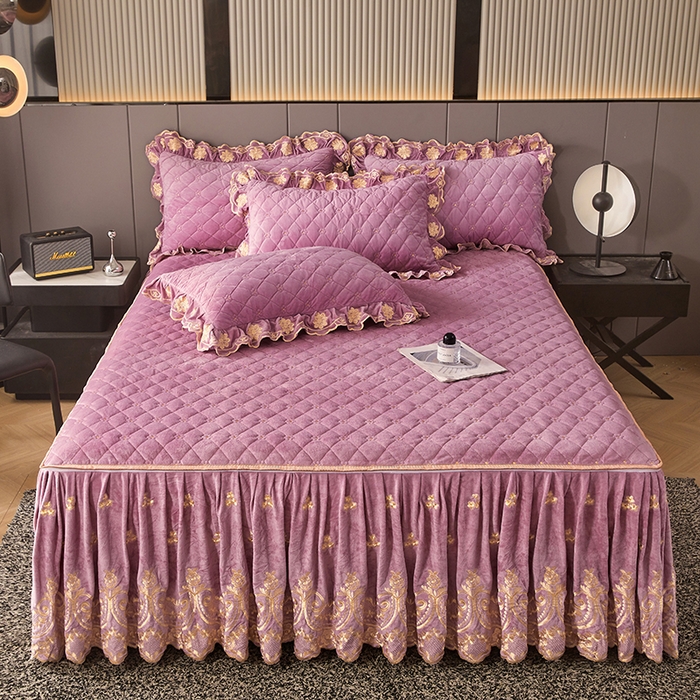 91家纺网 家纺一手货源 找家纺 罗艺轩 2025新款婴儿绒加厚保暖床裙式三件套-心语 心语-紫色