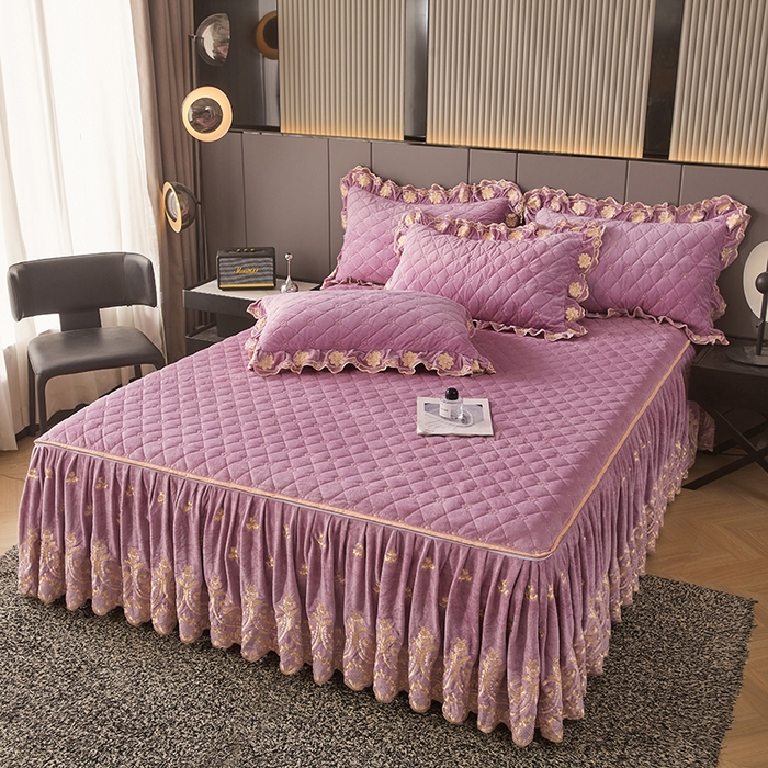 91家纺网 家纺一手货源 找家纺 罗艺轩 2025新款婴儿绒加厚保暖床裙式三件套-心语 心语-紫色