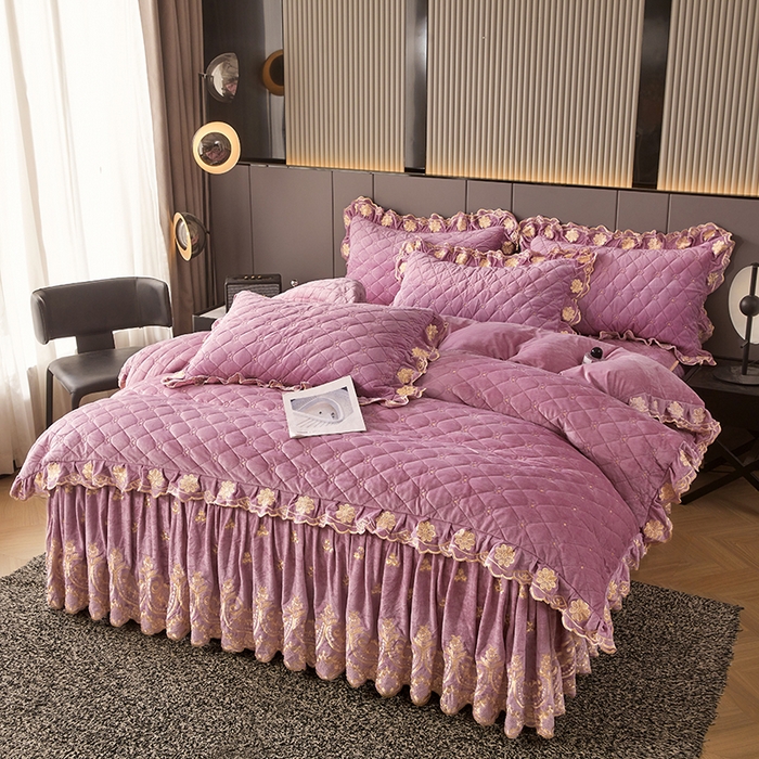 91家纺网 家纺一手货源 找家纺 罗艺轩 2025新款婴儿绒加厚保暖床裙式三件套-心语 心语-紫色