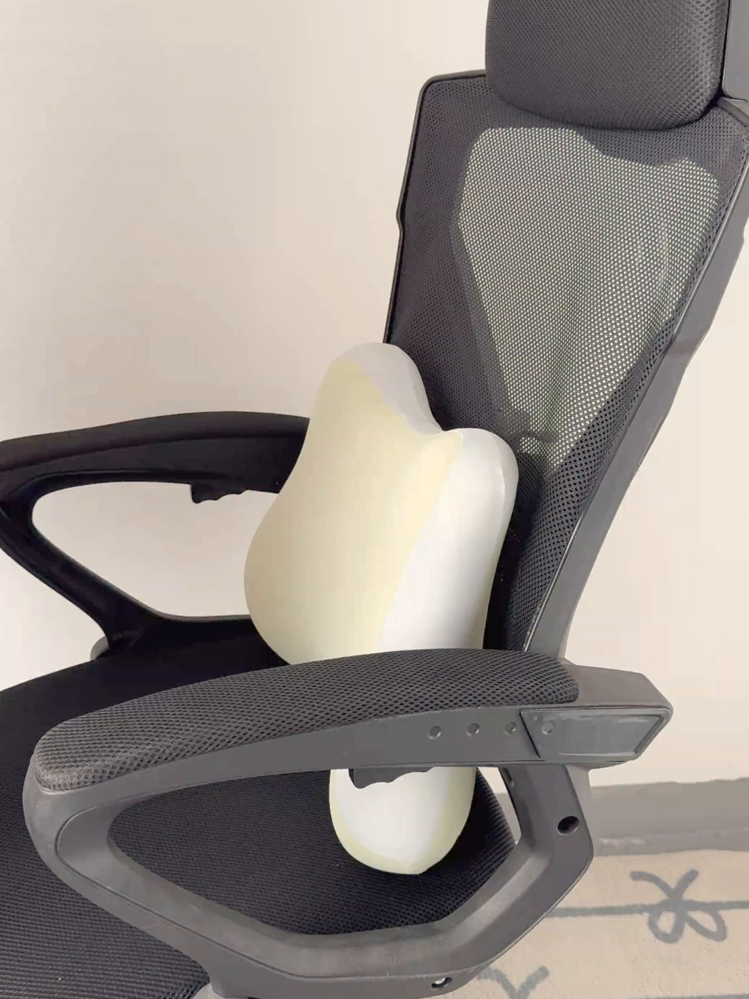 91家纺网 家纺一手货源 找家纺 （总）2025新款记忆棉腰靠腰枕支撑靠垫座椅工位透气办公室椅子护腰靠背垫