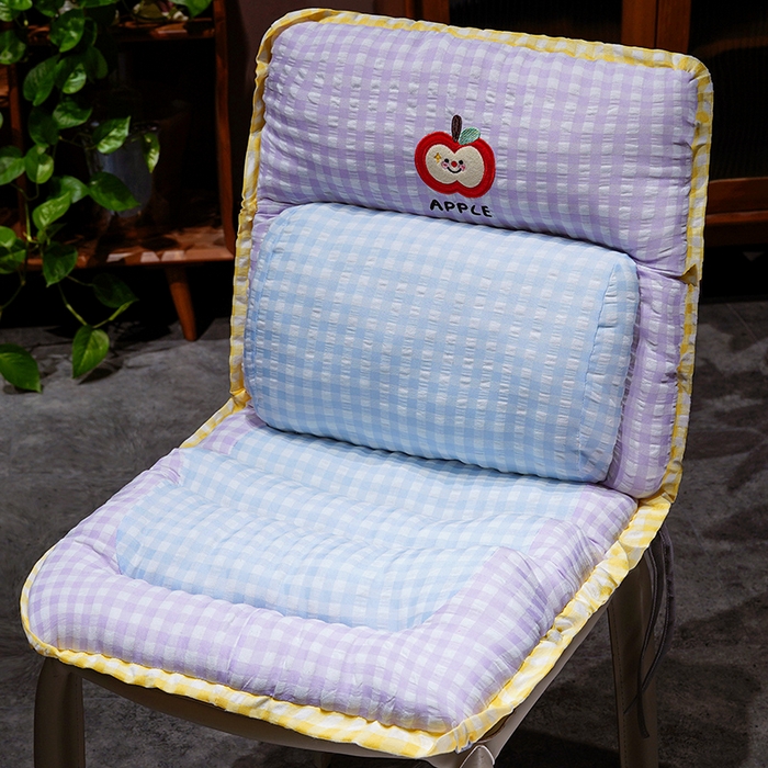 91家纺网 家纺一手货源 找家纺 仟亿莱 2025新款格纹苹果护腰横条连体坐垫 护腰蓝紫横条