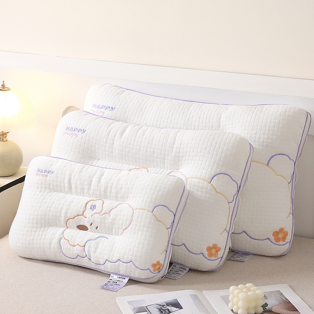 91家纺网 家纺一手货源 找家纺 （总）珍贝 2025新款云柔舒适枕按摩泡泡护颈枕婴童枕-happy狗