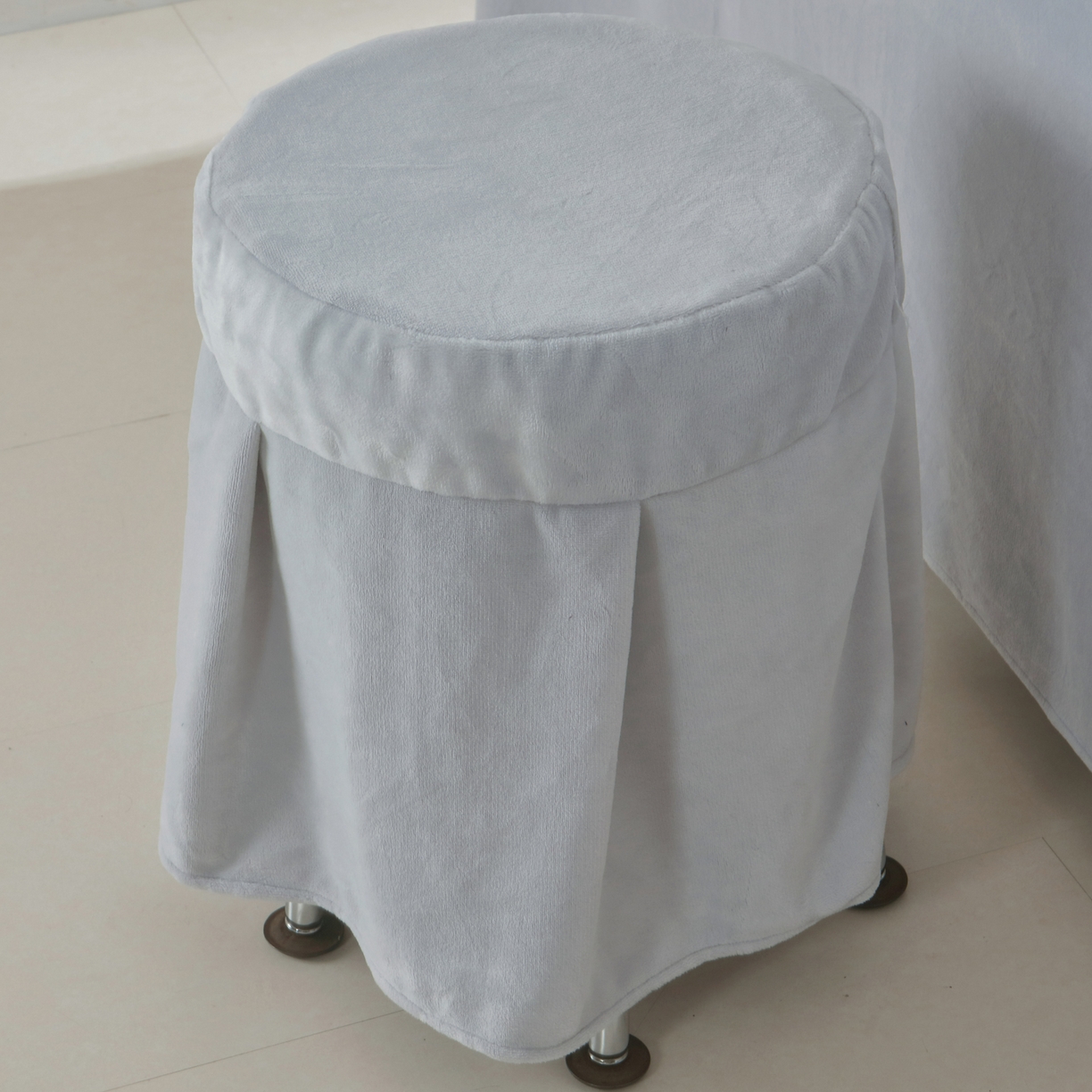 91家纺网 家纺一手货源 找家纺 千姿坊 2025新款秋冬加厚保暖牛奶绒美 容床罩四件套美 容院养生馆专用-叶语悠然 叶语悠然-浅灰