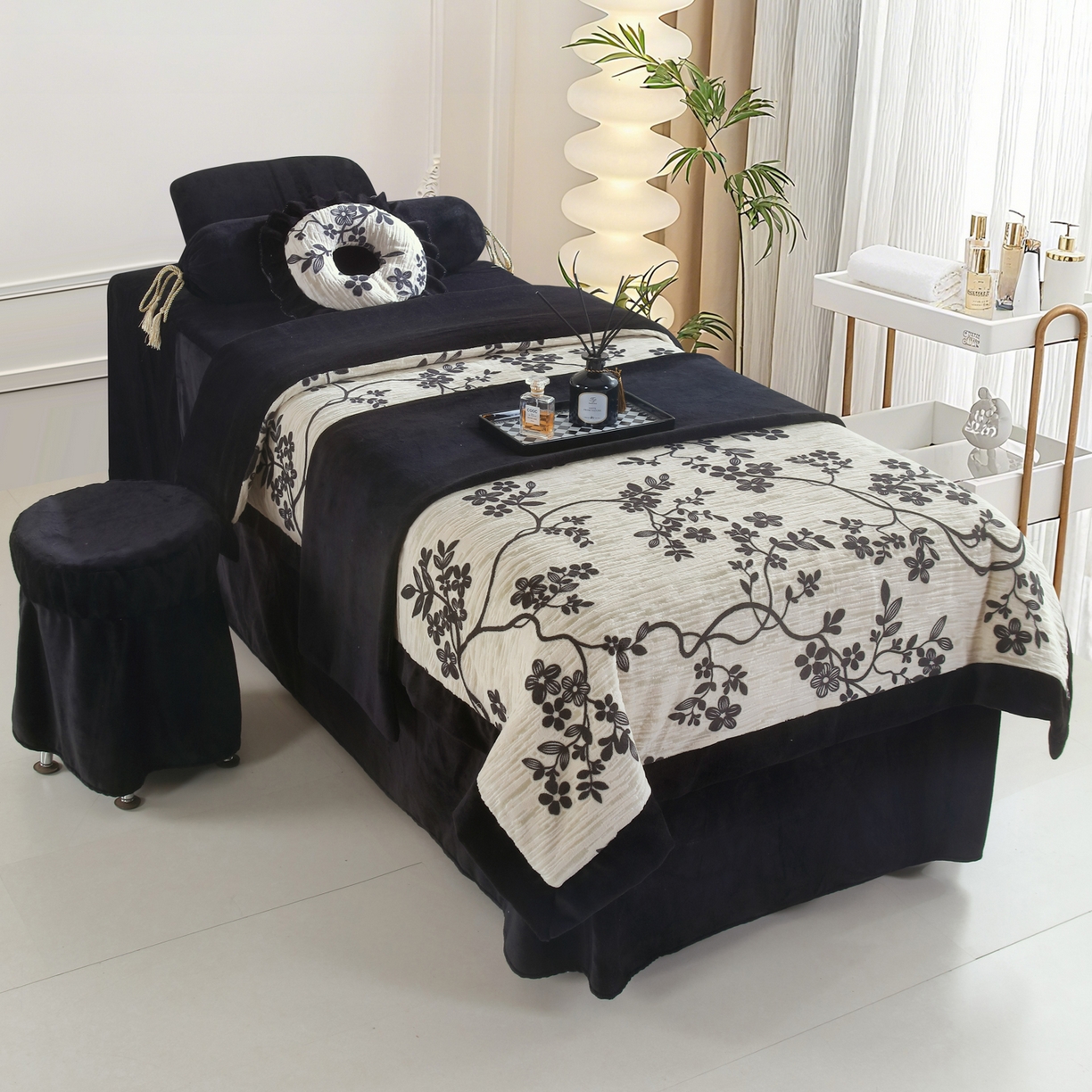 91家纺网 家纺一手货源 找家纺 千姿坊 2025新款秋冬加厚保暖牛奶绒美 容床罩四件套美 容院养生馆专用-叶语悠然 叶语悠然-黑色