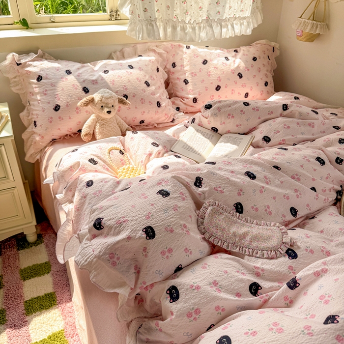 91家纺网 家纺一手货源 找家纺 繁花家居 2025新款高弹线云感木棉多层纱花边超软四件套 黑猫花花