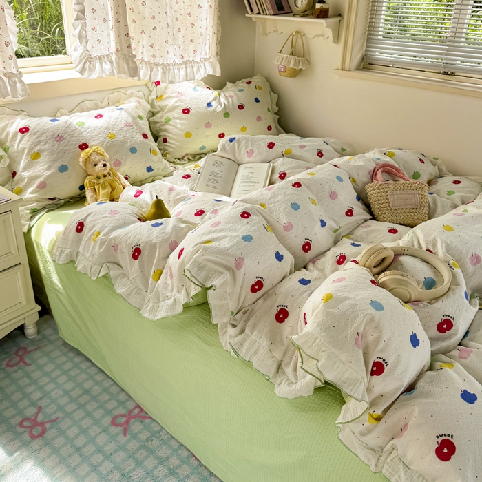 91家纺网 家纺一手货源 找家纺 繁花家居 2025新款高弹线云感木棉多层纱花边超软四件套 彩色苹果