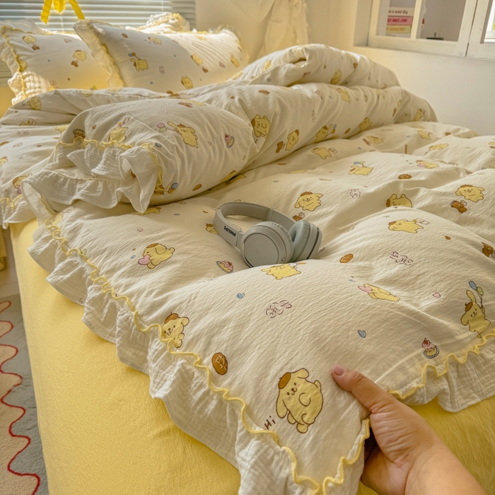 91家纺网 家纺一手货源 找家纺 繁花家居 2025新款高弹线云感木棉多层纱花边超软四件套 小狗布丁