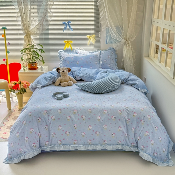 91家纺网 家纺一手货源 找家纺 繁花家居 2025新款高弹线云感木棉多层纱花边超软四件套 圣代甜喵-蓝