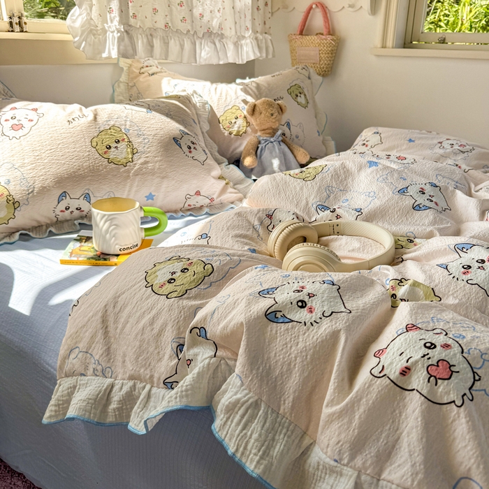 91家纺网 家纺一手货源 找家纺 繁花家居 2025新款高弹线云感木棉多层纱花边超软四件套 三小只