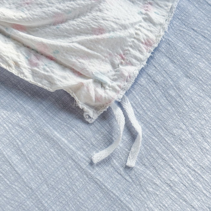 91家纺网 家纺一手货源 找家纺 繁花家居 2025新款高弹线云感木棉多层纱花边超软四件套 粉粉小呆猫