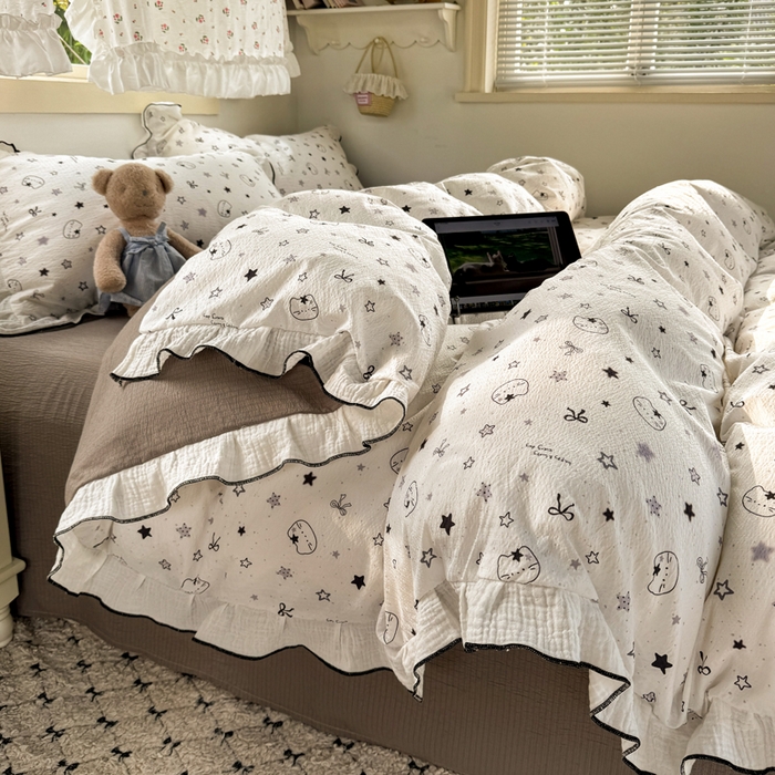 91家纺网 家纺一手货源 找家纺 繁花家居 2025新款高弹线云感木棉多层纱花边超软四件套 灰头小猫