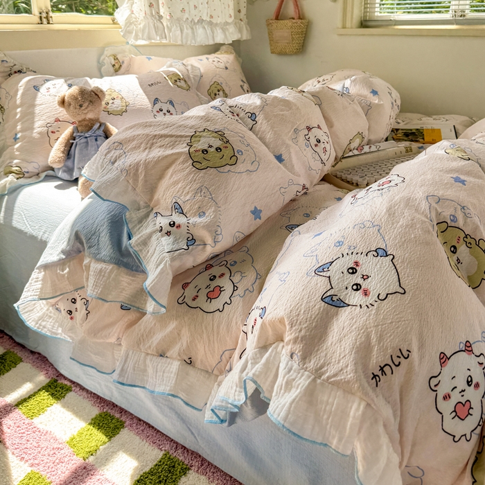 91家纺网 家纺一手货源 找家纺 繁花家居 2025新款高弹线云感木棉多层纱花边超软四件套 三小只