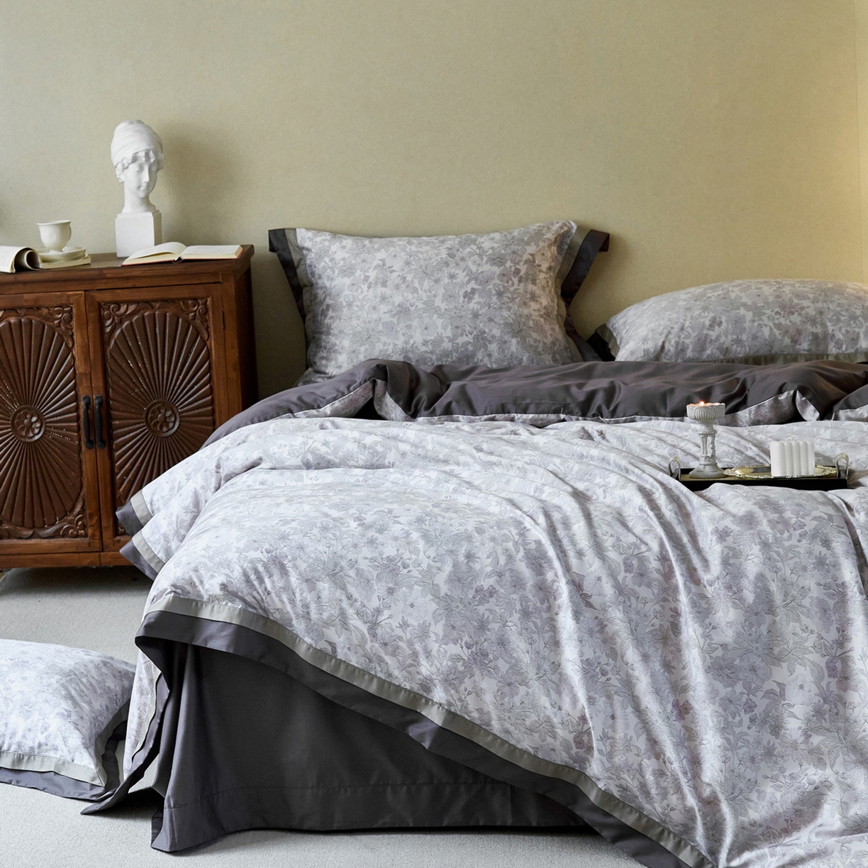 91家纺网 家纺一手货源 找家纺 由丽家纺 2025新款双层拼角数码印花四件套 控价券后399起 悦盈-灰