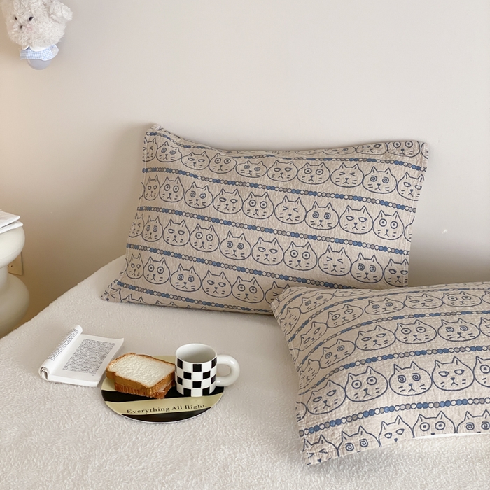 91家纺网 家纺一手货源 找家纺 麻依 2025新款安心棉枕巾四层全棉纱布枕头皮 搞怪猫