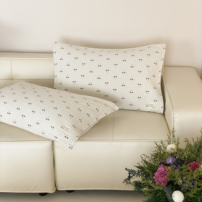 91家纺网 家纺一手货源 找家纺 麻依 2025新款安心棉枕巾四层全棉纱布枕头皮 韩系小樱桃