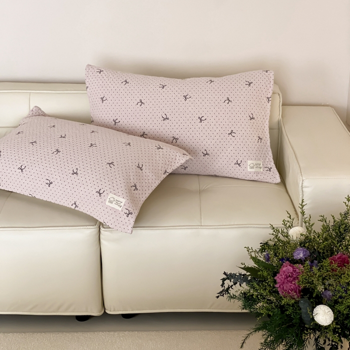 91家纺网 家纺一手货源 找家纺 麻依 2025新款安心棉枕巾四层全棉纱布枕头皮 点点蝴蝶结-粉