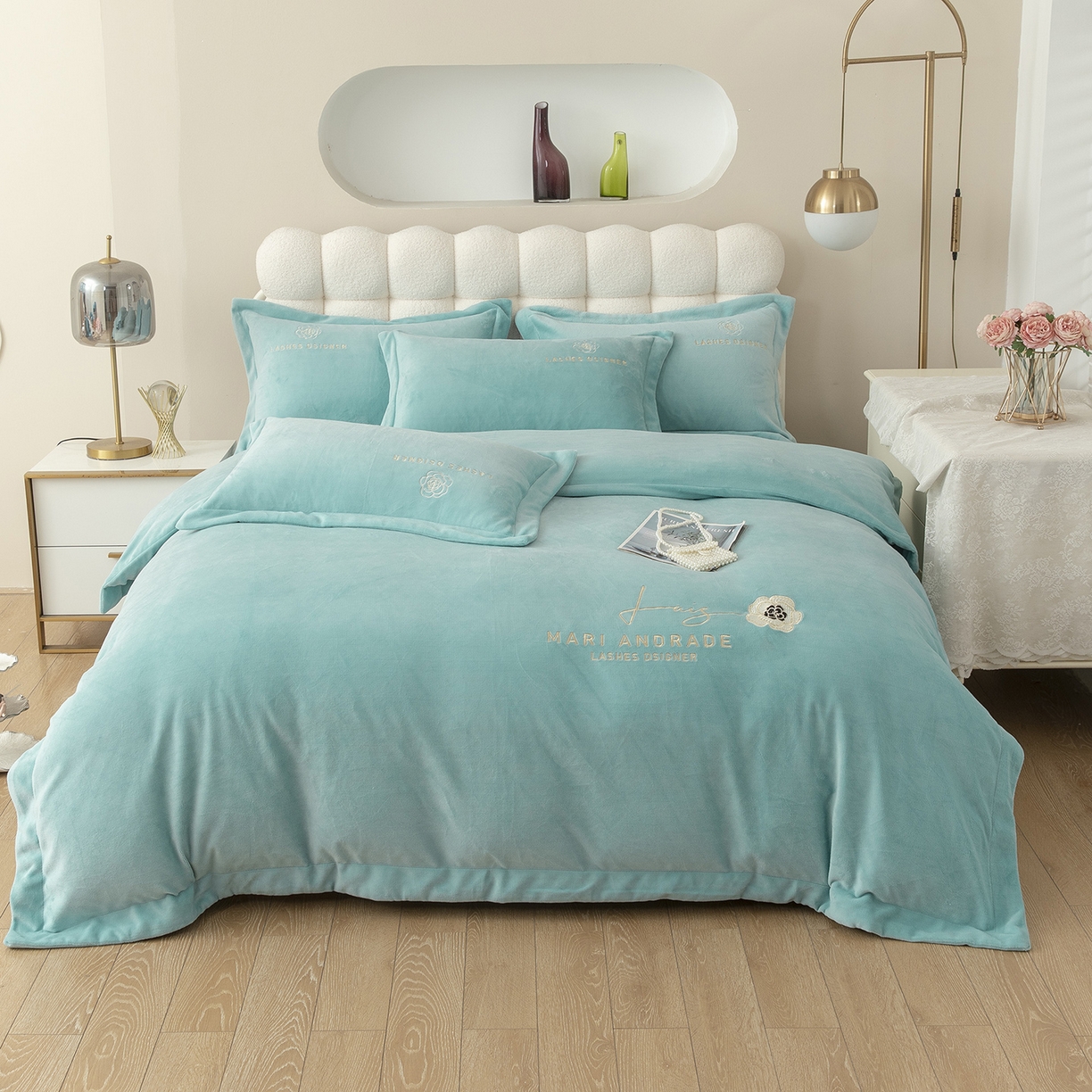 91家纺网 家纺一手货源 找家纺 （总）贝尔 格调系列纯色高克重 牛奶绒宽边刺绣四件套（赠送拎袋）