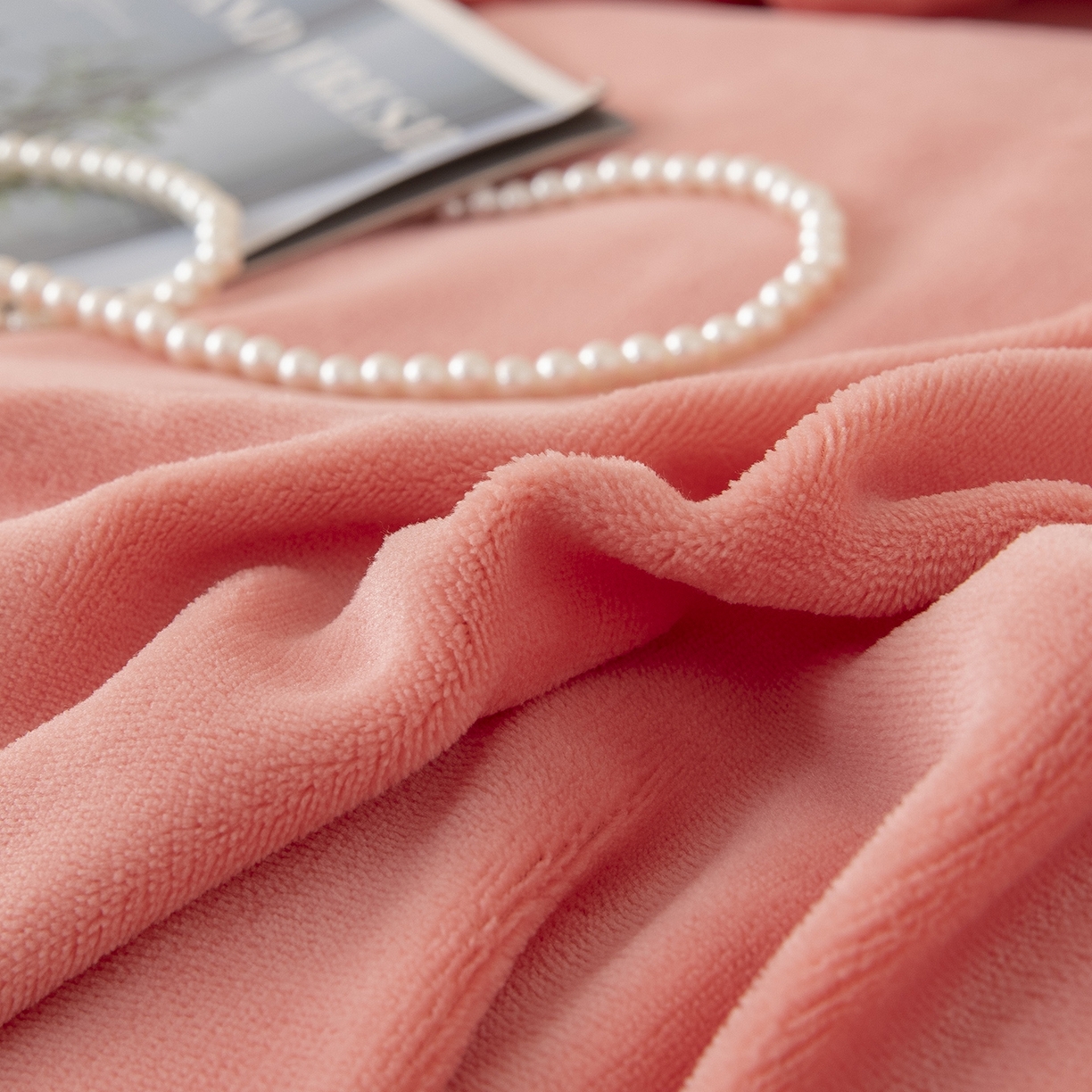 91家纺网 家纺一手货源 找家纺 贝尔 格调系列纯色高克重 牛奶绒宽边刺绣四件套（赠送拎袋） 胭脂粉