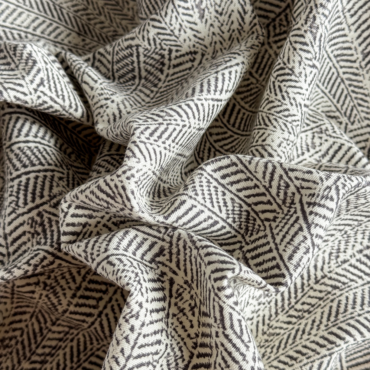 91家纺网 家纺一手货源 找家纺 红淳家纺 2025新款全棉加厚磨毛四件套 威廉-蓝