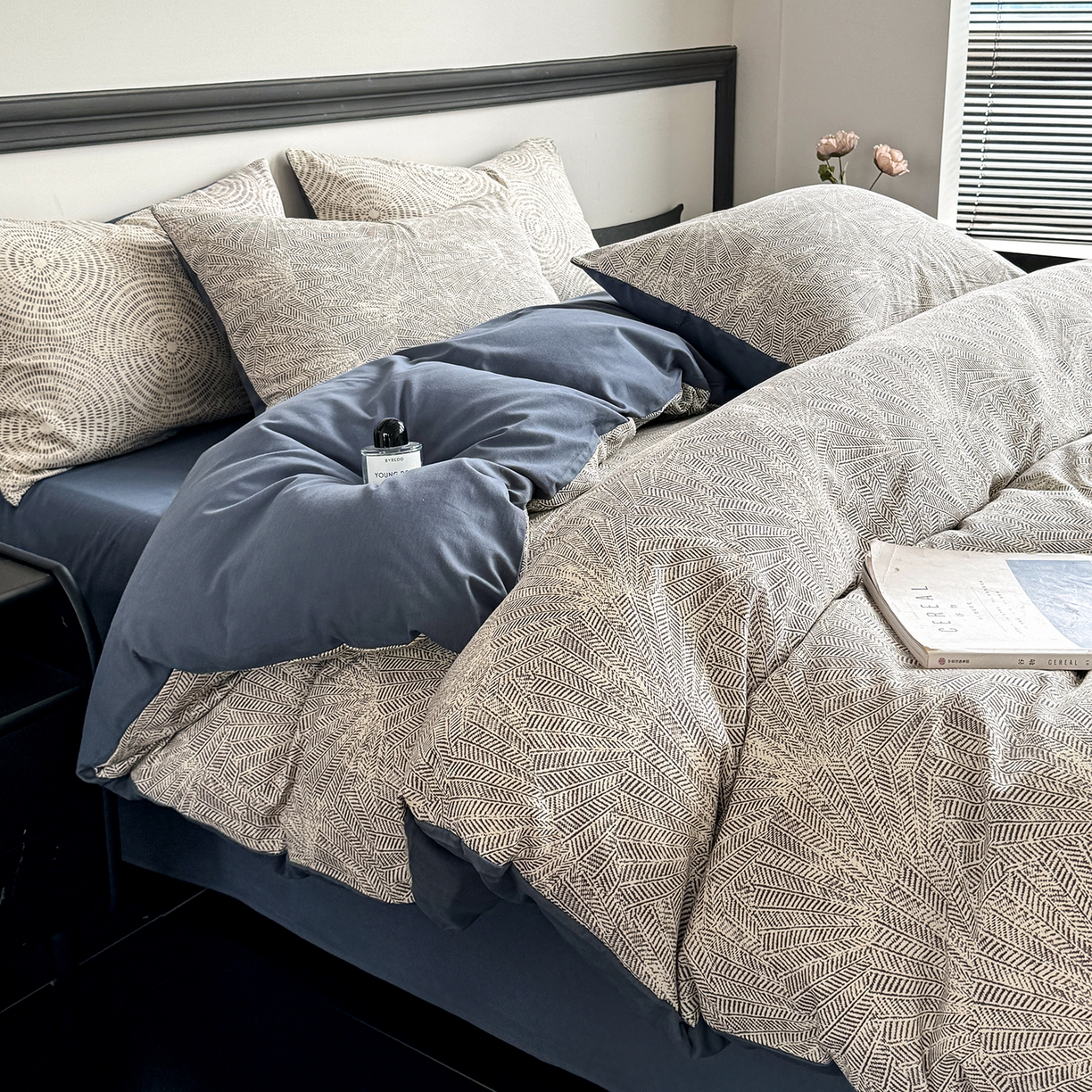 91家纺网 家纺一手货源 找家纺 红淳家纺 2025新款全棉加厚磨毛四件套 威廉-蓝