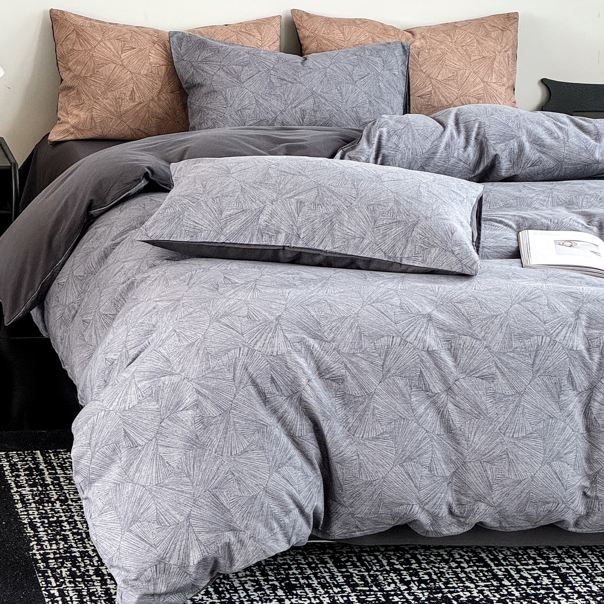 91家纺网 家纺一手货源 找家纺 红淳家纺 2025新款全棉加厚磨毛四件套 叶语-灰