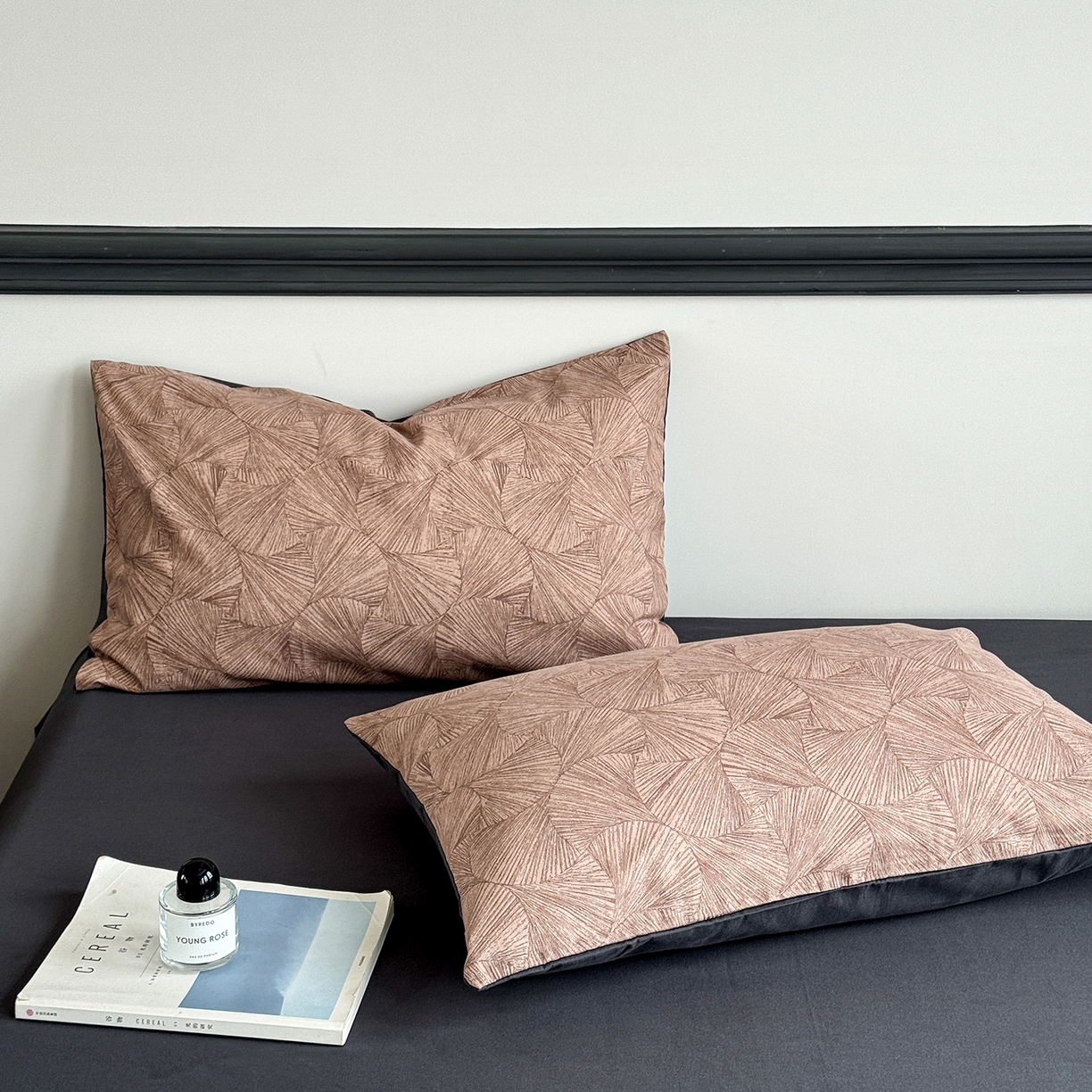 91家纺网 家纺一手货源 找家纺 红淳家纺 2025新款全棉加厚磨毛四件套 叶语-咖