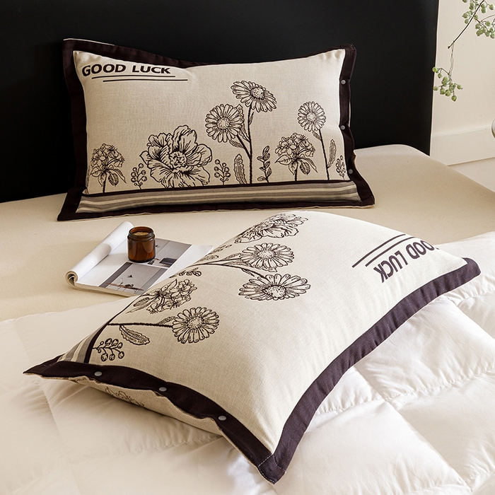 91家纺网 家纺一手货源 找家纺 悦然毛巾被 2025新款全棉四层提花纱布美拉德凤格枕套 素布花灰