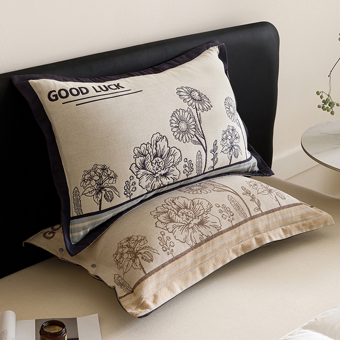 91家纺网 家纺一手货源 找家纺 悦然毛巾被 2025新款全棉四层提花纱布美拉德凤格枕套 素布花蓝