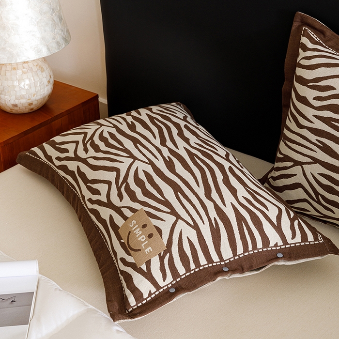 91家纺网 家纺一手货源 找家纺 悦然毛巾被 2025新款全棉四层提花纱布美拉德凤格枕套 野韵棕