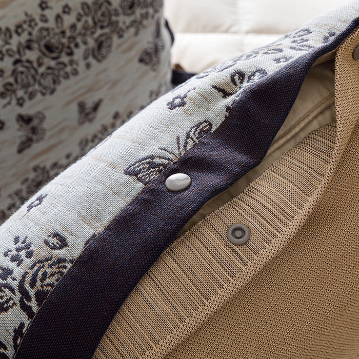 91家纺网 家纺一手货源 找家纺 悦然毛巾被 2025新款全棉四层提花纱布美拉德凤格枕套 花蝶蓝