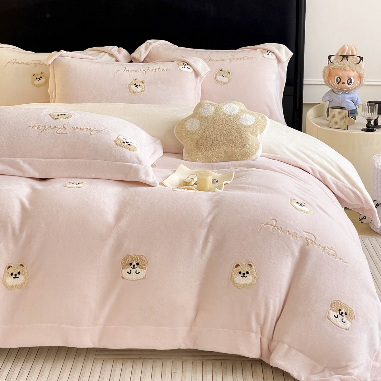 91家纺网 家纺一手货源 找家纺 （总）爱妮菲家纺 2025新款A类双面加厚保暖加绒宝宝绒刺绣被套床单卡通可爱床上用品牛奶绒四件套-元气萌宝