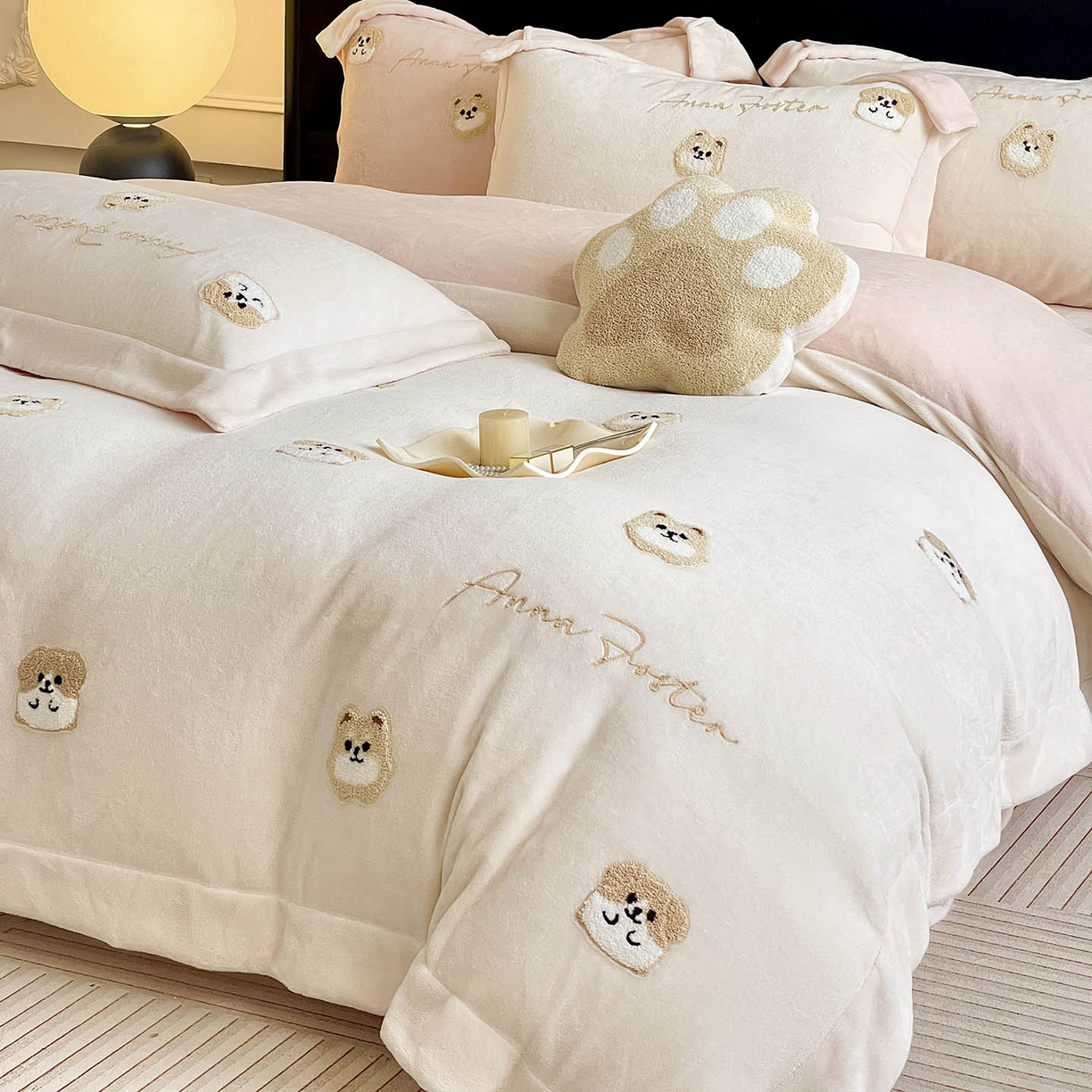 91家纺网 家纺一手货源 找家纺  2025新款A类双面加厚保暖加绒宝宝绒刺绣被套床单卡通可爱床上用品牛奶绒四件套-元气萌宝 元气萌宝-米粉