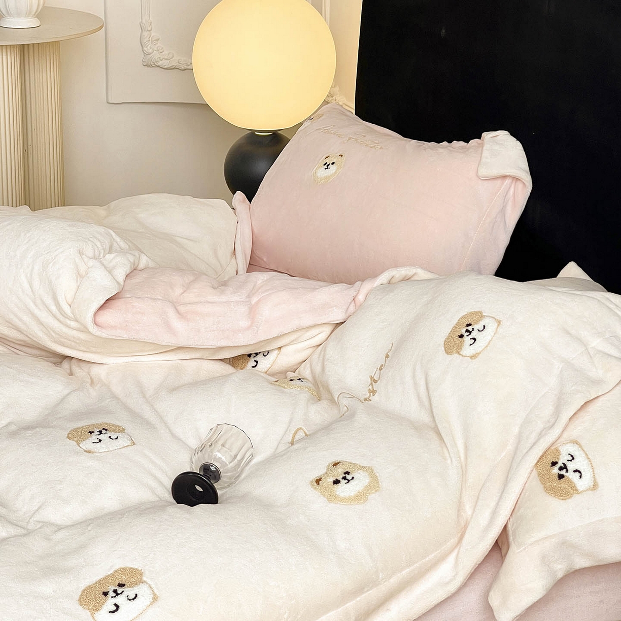 91家纺网 家纺一手货源 找家纺  2025新款A类双面加厚保暖加绒宝宝绒刺绣被套床单卡通可爱床上用品牛奶绒四件套-元气萌宝 元气萌宝-米粉