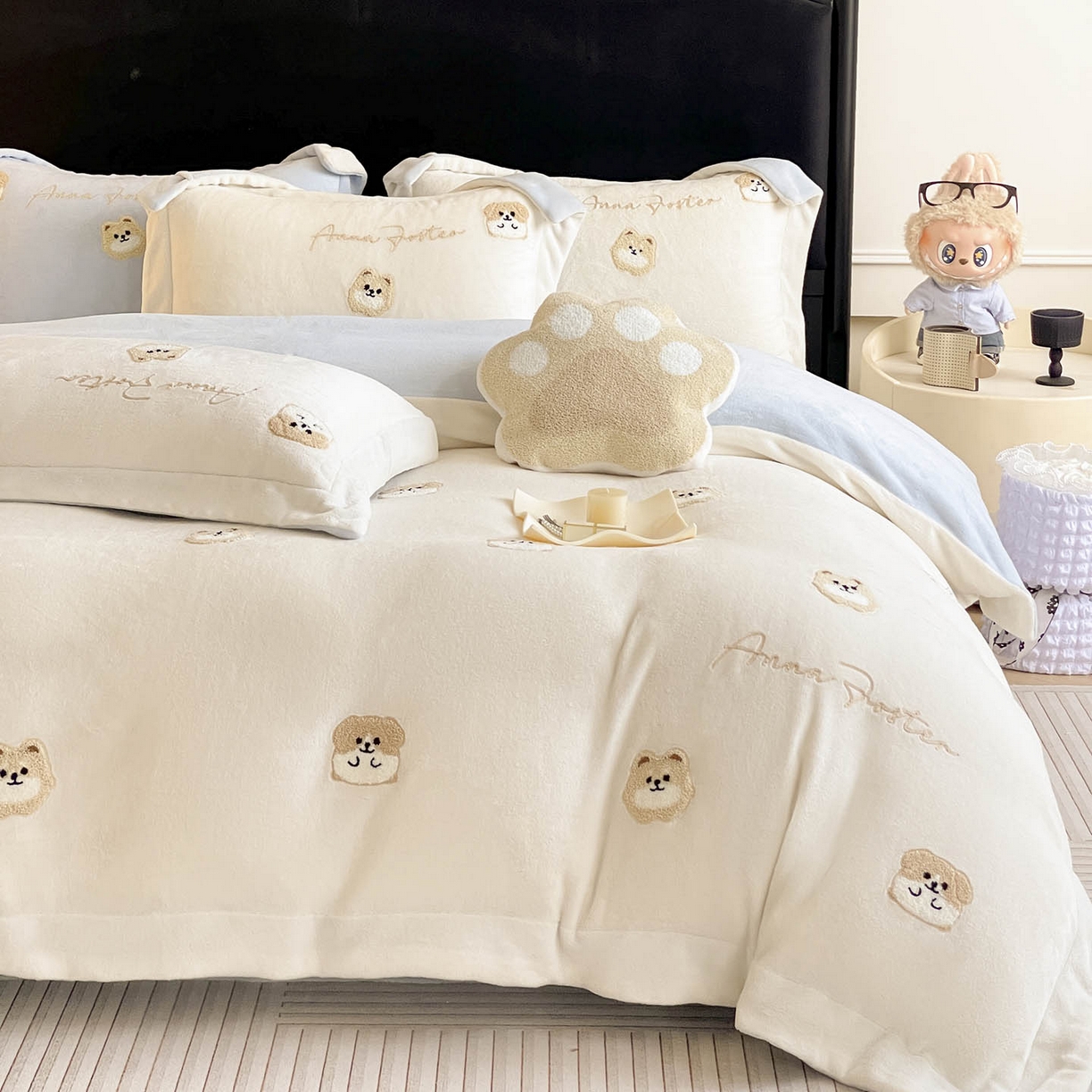 91家纺网 家纺一手货源 找家纺  2025新款A类双面加厚保暖加绒宝宝绒刺绣被套床单卡通可爱床上用品牛奶绒四件套-元气萌宝 元气萌宝-米蓝